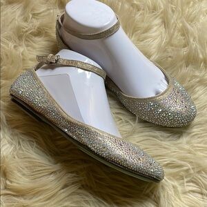 Betsey Johnston Rounded Toe Glitter Flates